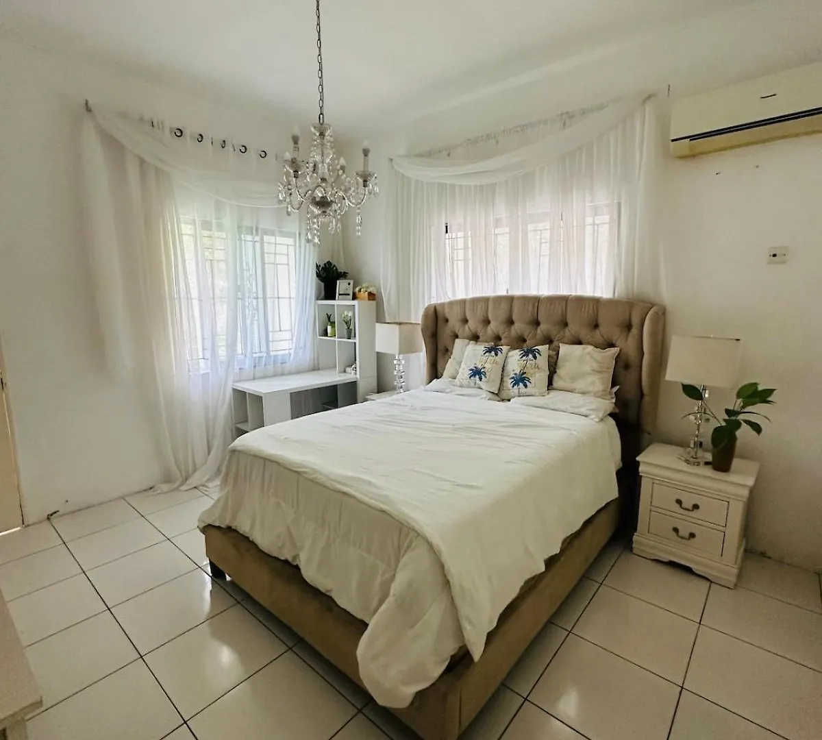 House In The City Κίνγκστον Τζαμάικα